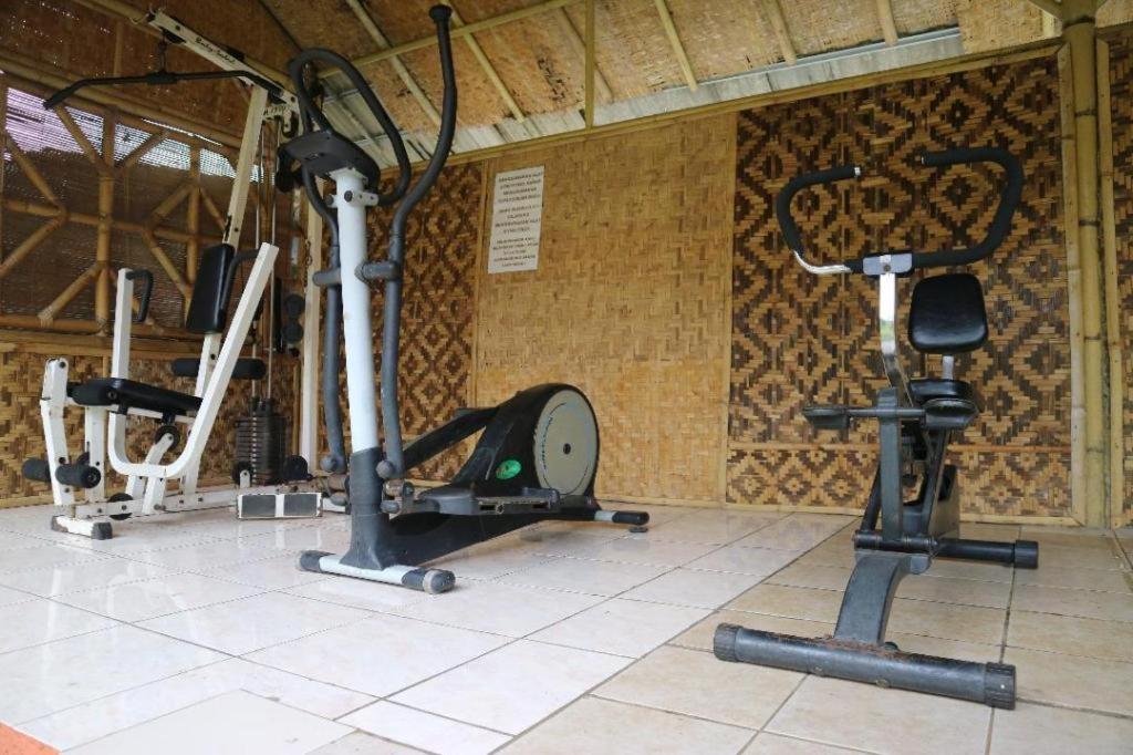 Villa Bukit Pinus Bogor Extérieur photo